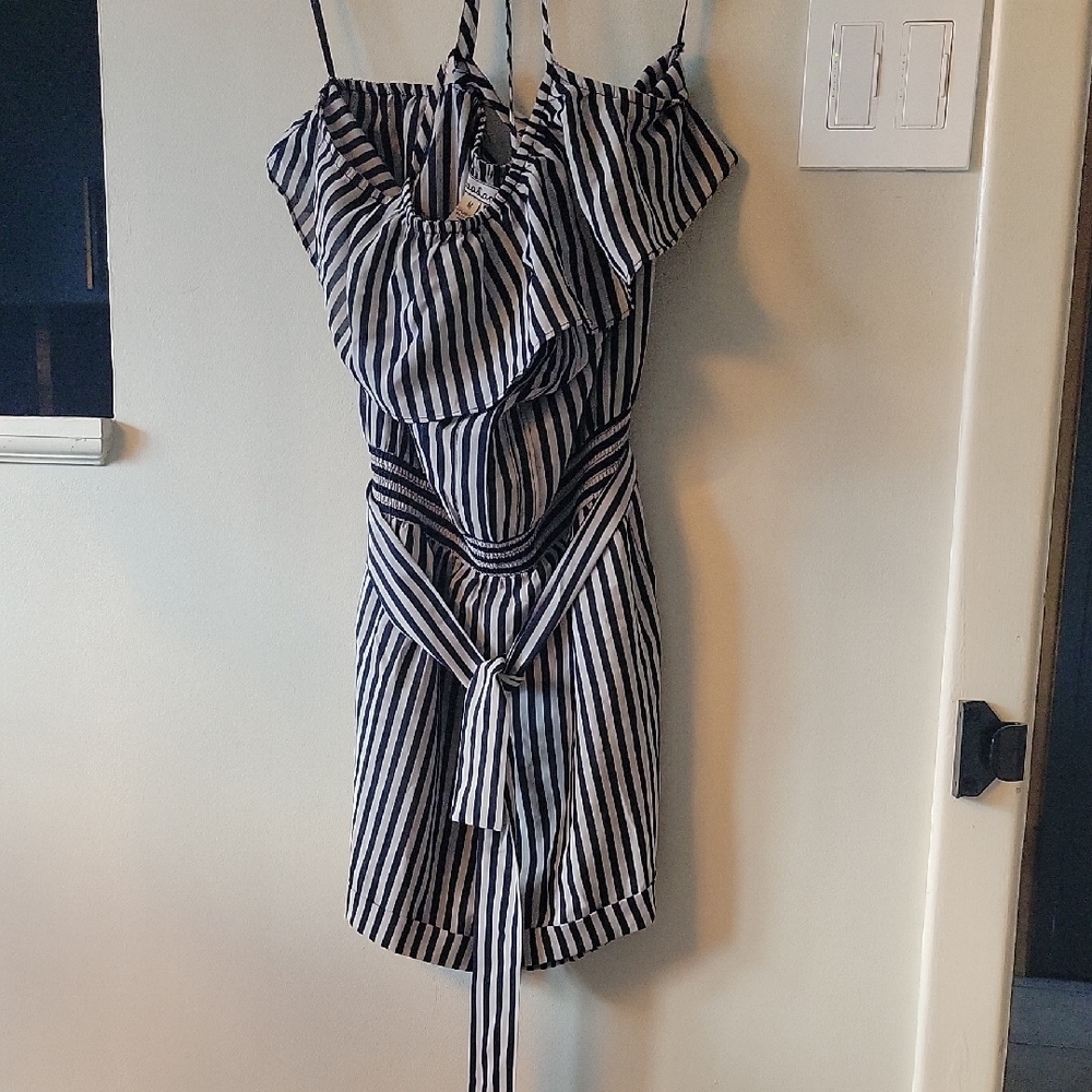 Akualani Black and White Striped Mini Dress Size M